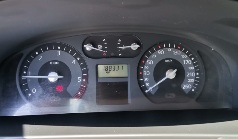 Renault Laguna 1,9 D 110cv Authentique full