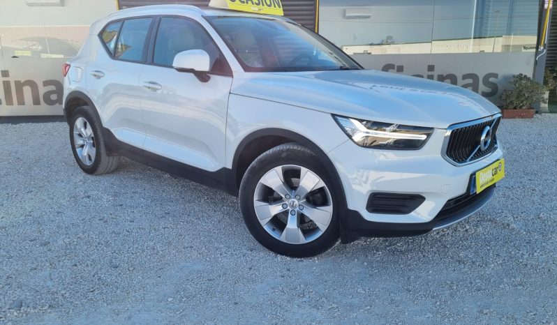 Volvo XC40 2,0 150cv Momentum full