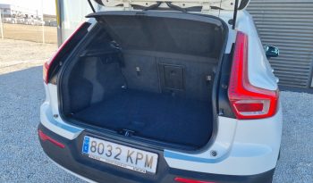 Volvo XC40 2,0 150cv Momentum full