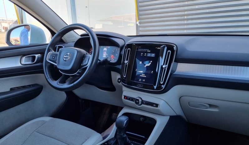 Volvo XC40 2,0 150cv Momentum full