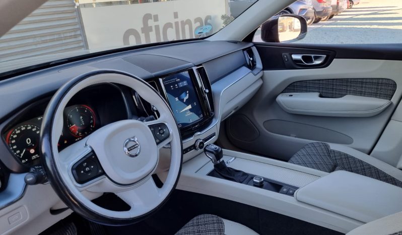 Volvo XC60 2,0 190cv AT8 AWD Momentum full